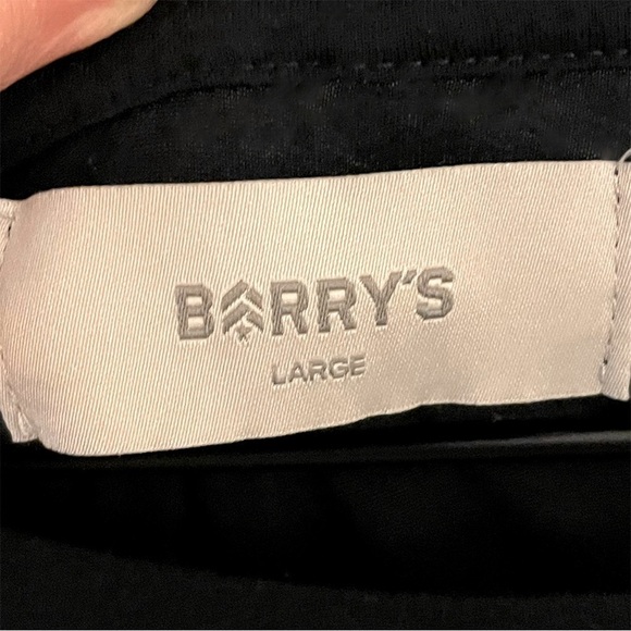 Barry’s Bootcamp Crop Top - Picture 3 of 4